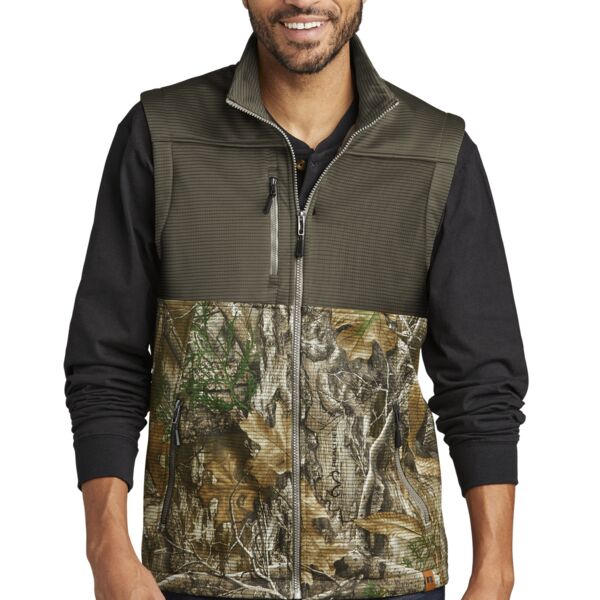 Realtree ® Atlas Colorblock Soft Shell Vest Thumbnail